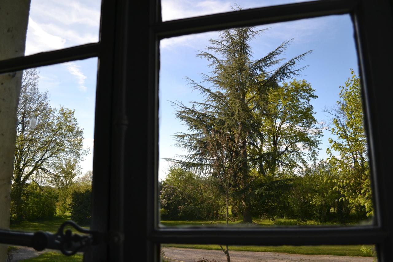Domaine De Puytirel Bed and Breakfast Champagne-et-Fontaine Eksteriør billede